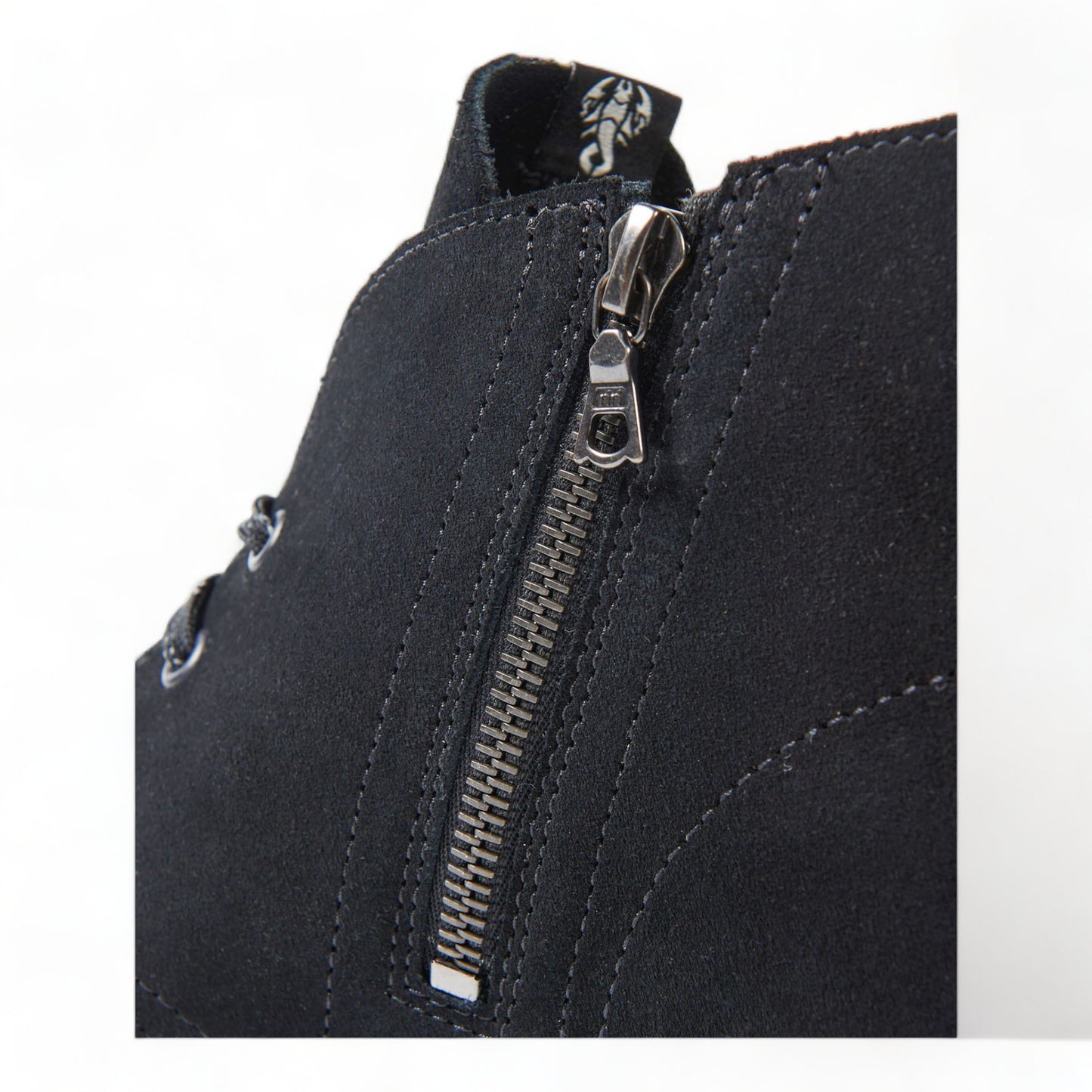 SOPHNET. CLARKS DESERT BOOTS