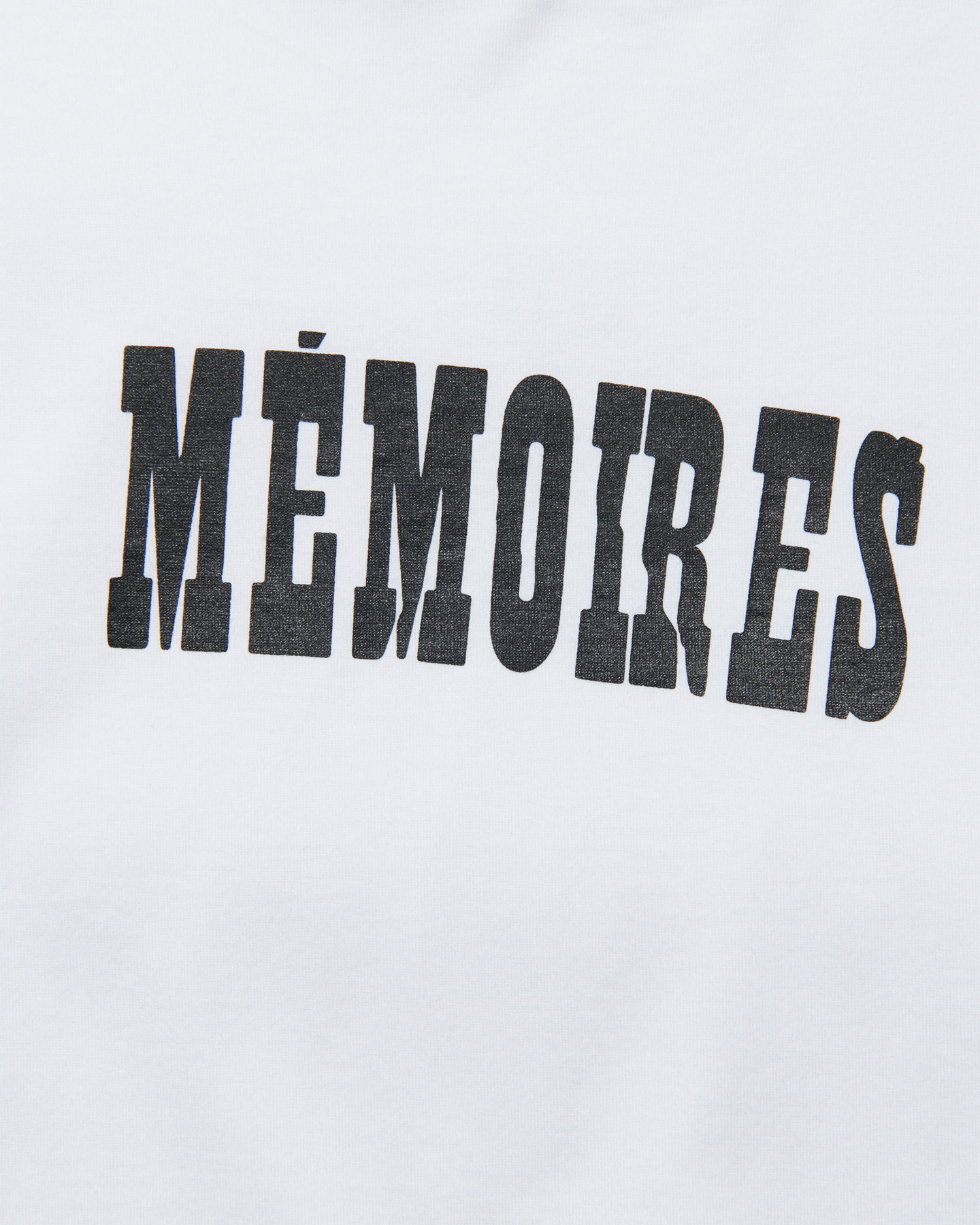 UNIFORM EXPERIMENT ASGER JORN: MEMOIRES TEE