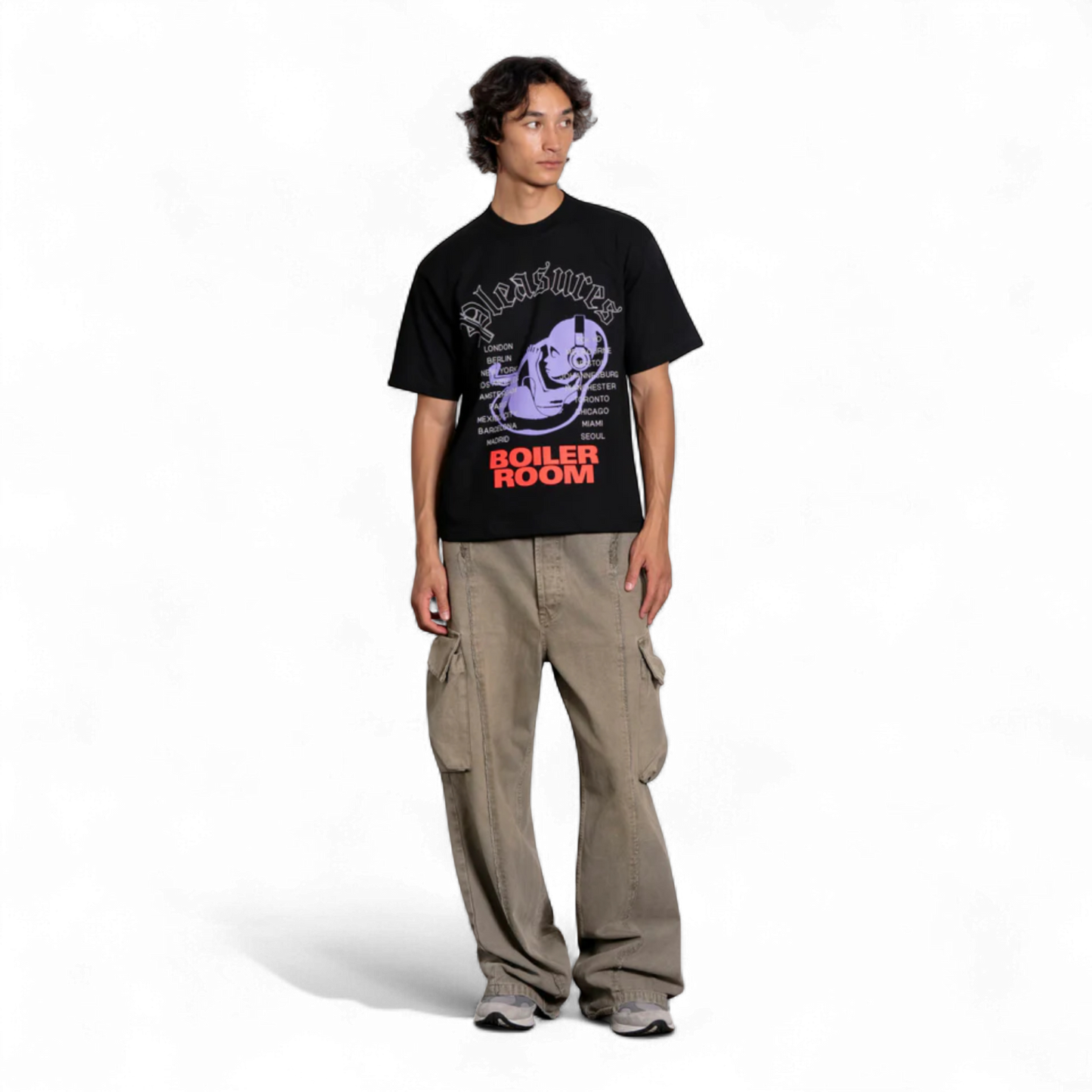 PLEASURES HEADPHONE T-SHIRT