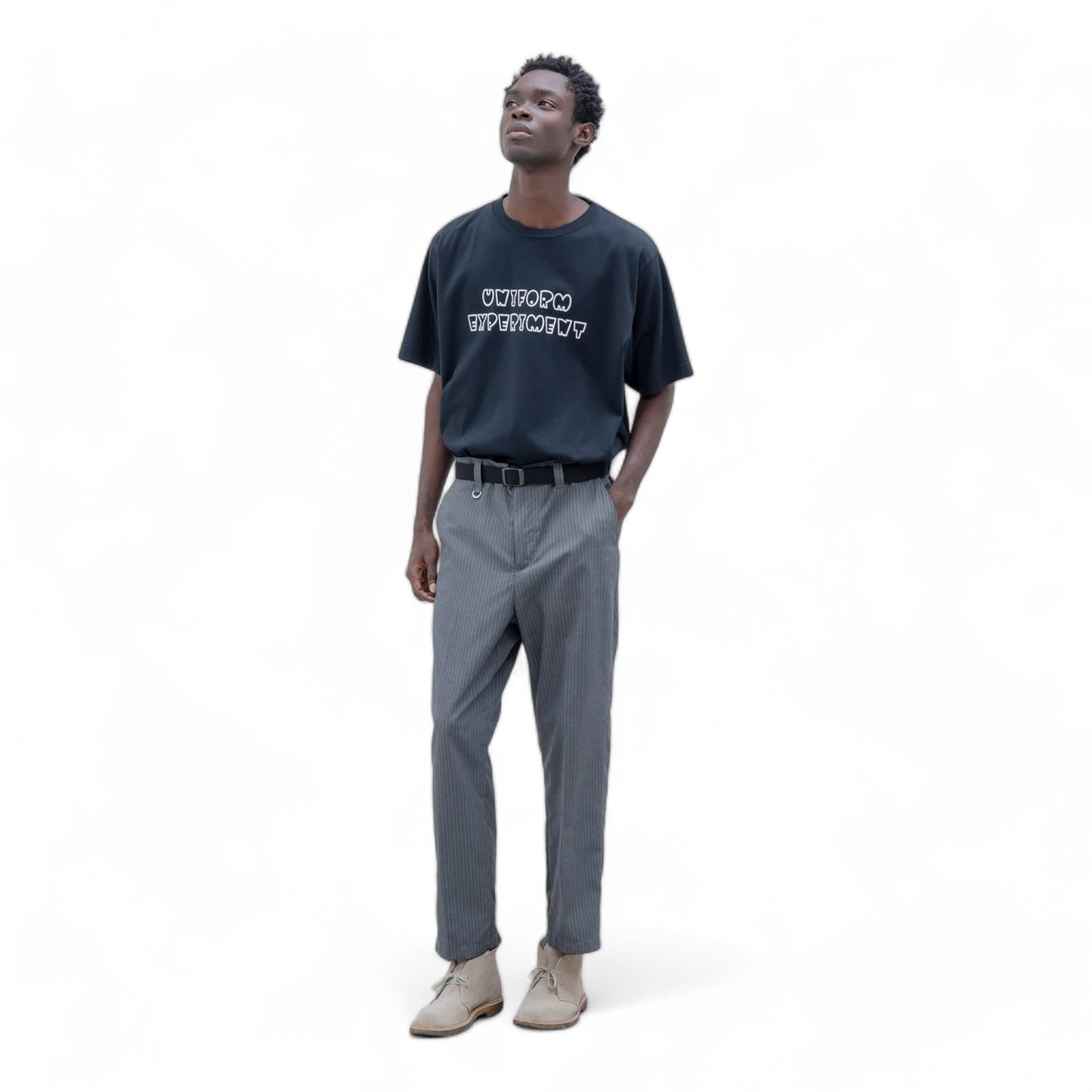UNIFORM EXPERIMENT AUTHENTIC LOGO TEE
