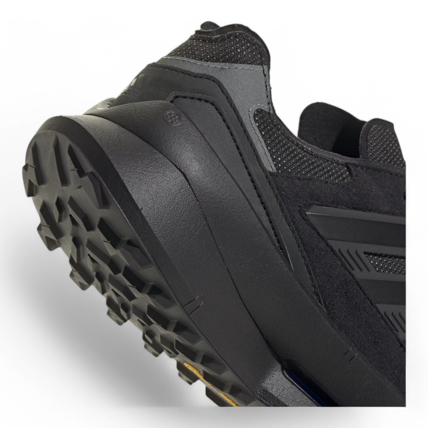 ADIDAS EQUIPMENT AGRAVIC