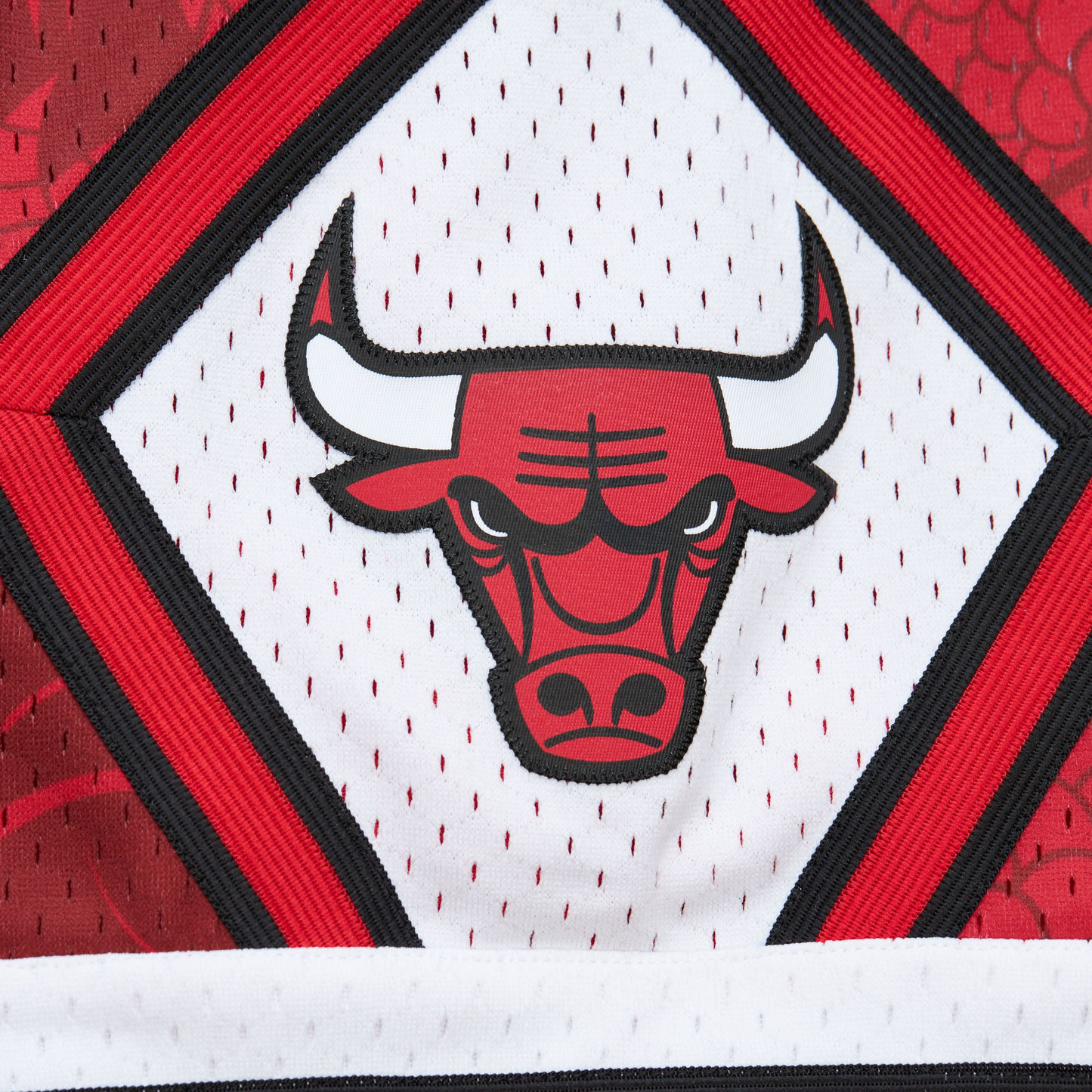 MITCHELL & NESS ASIAN HERITAGE SWINGMAN CHICAGO BULLS 1997 SHORTS