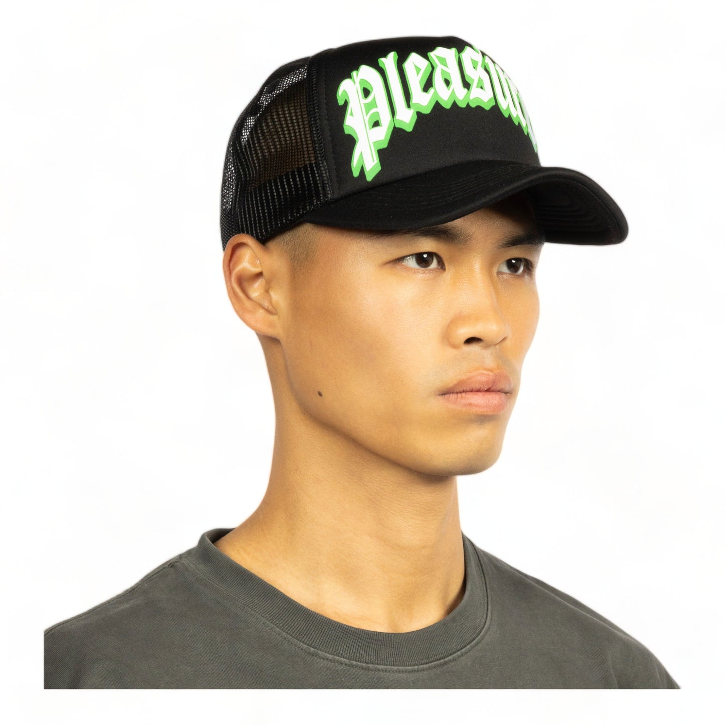 PLEASURES TWITCH TRUCKER