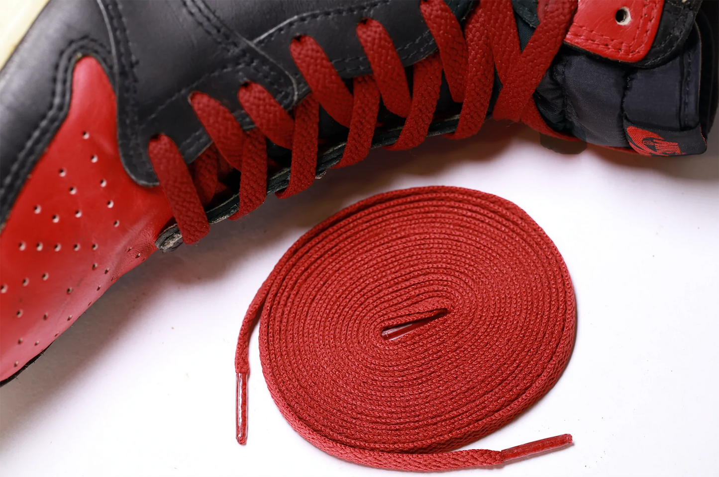 FOXTROT-UNIFORM SOLID JORDAN RED - deviceone