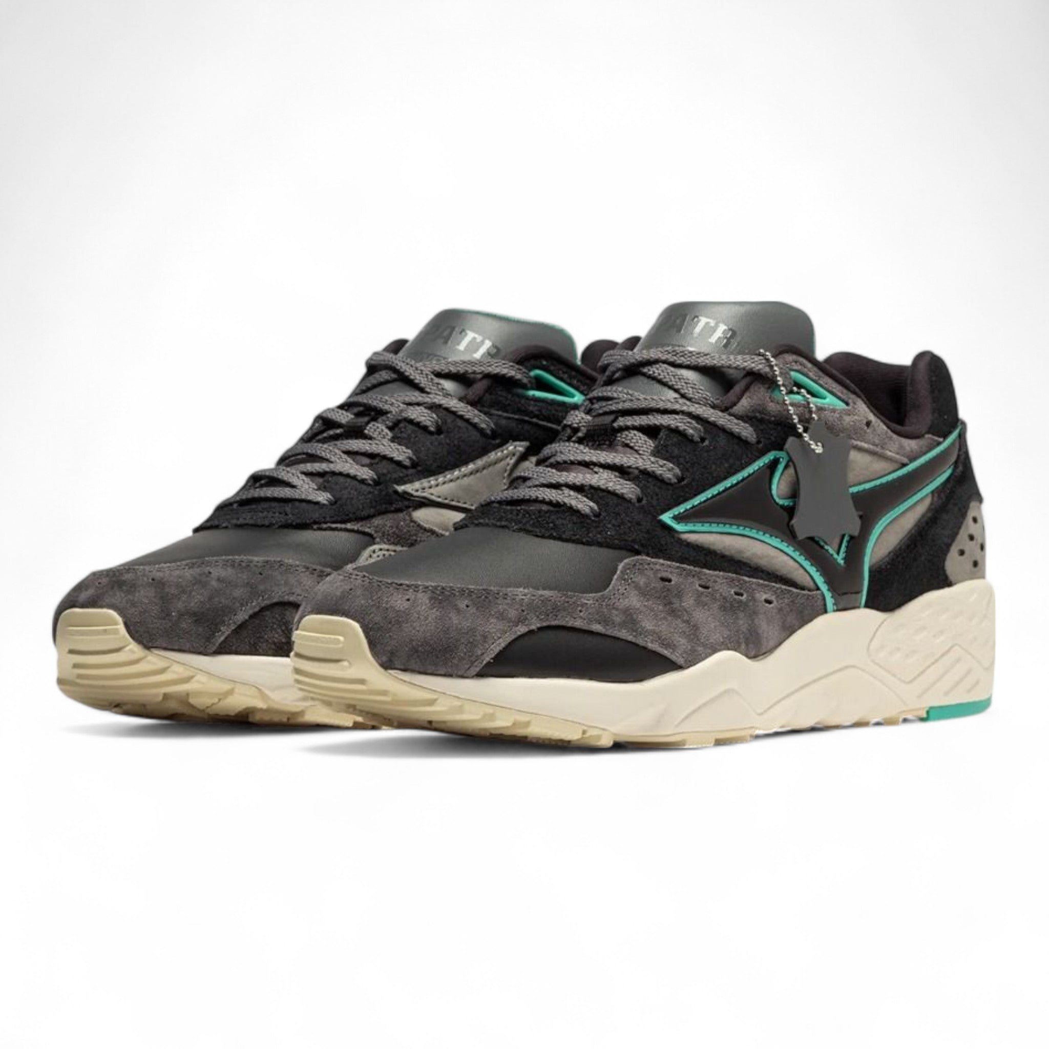 Mizuno Contender Footpatrol
