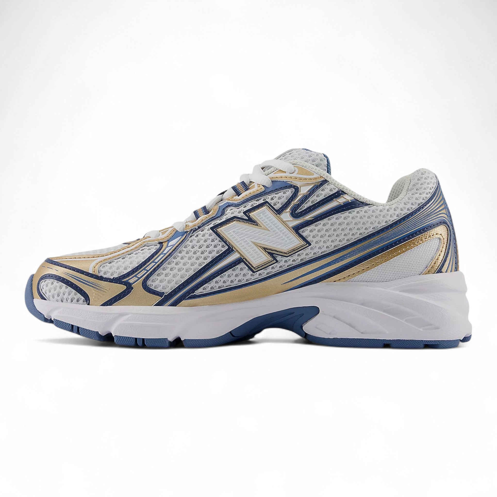 New Balance 740