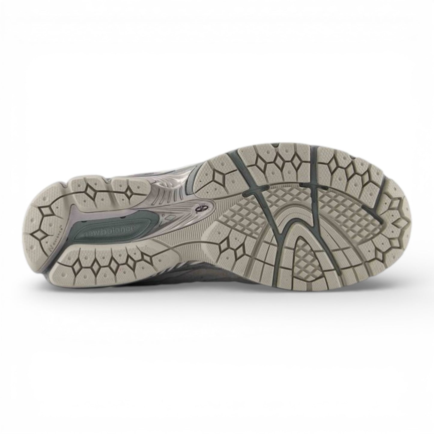 NEW BALANCE 2002R GORE-TEX