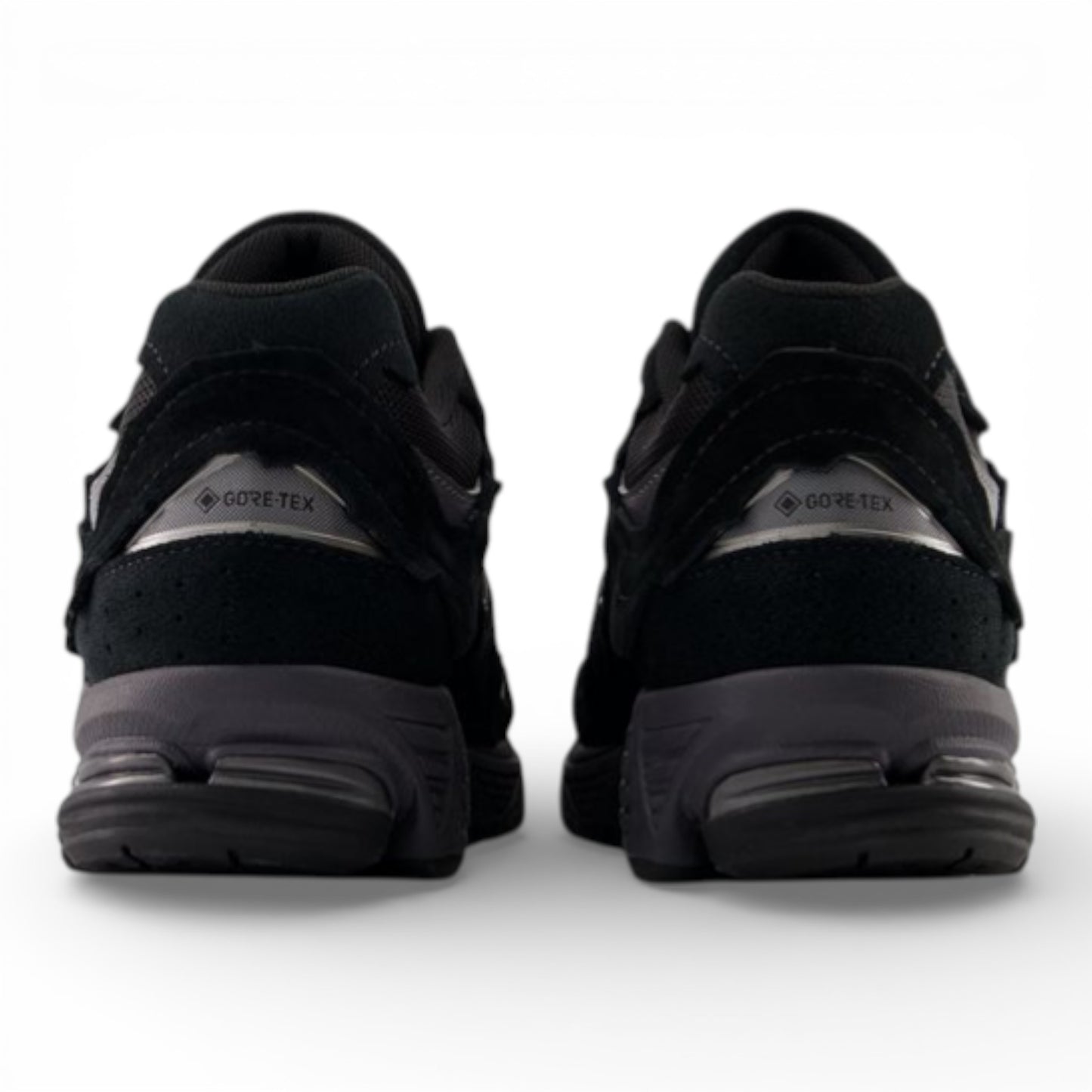 NEW BALANCE 2002R GORE-TEX