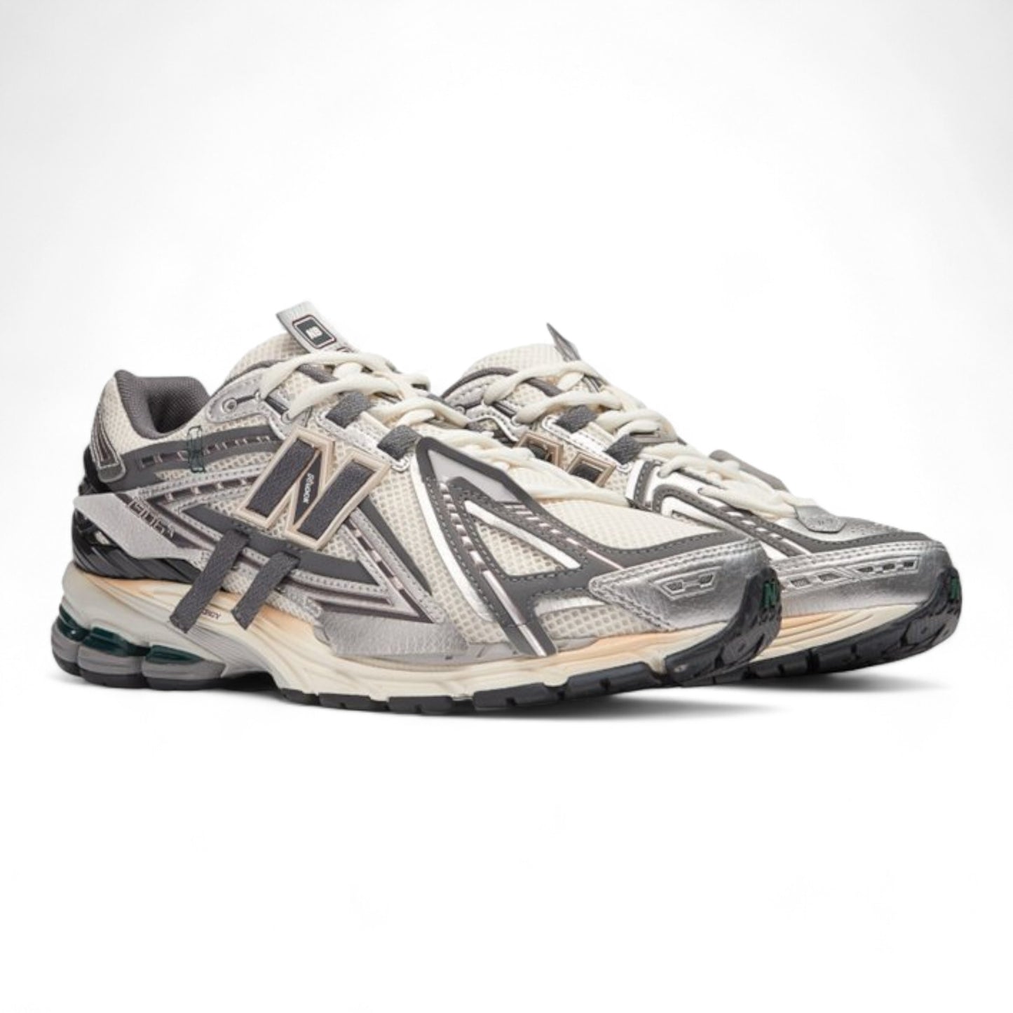 NEW BALANCE 1906 METALLIC SILVER