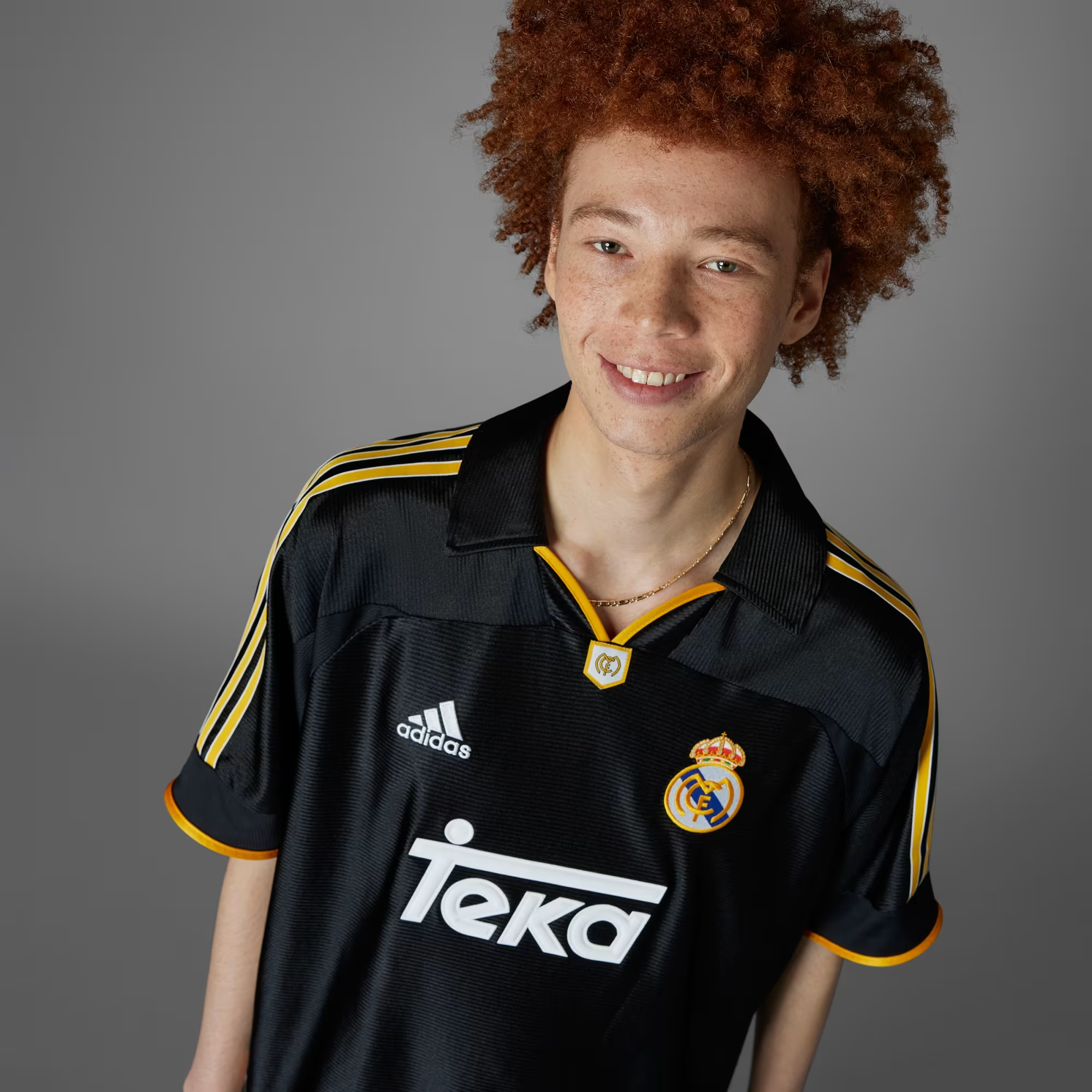 Adidas Real Madrid 99/00 Away Jersey