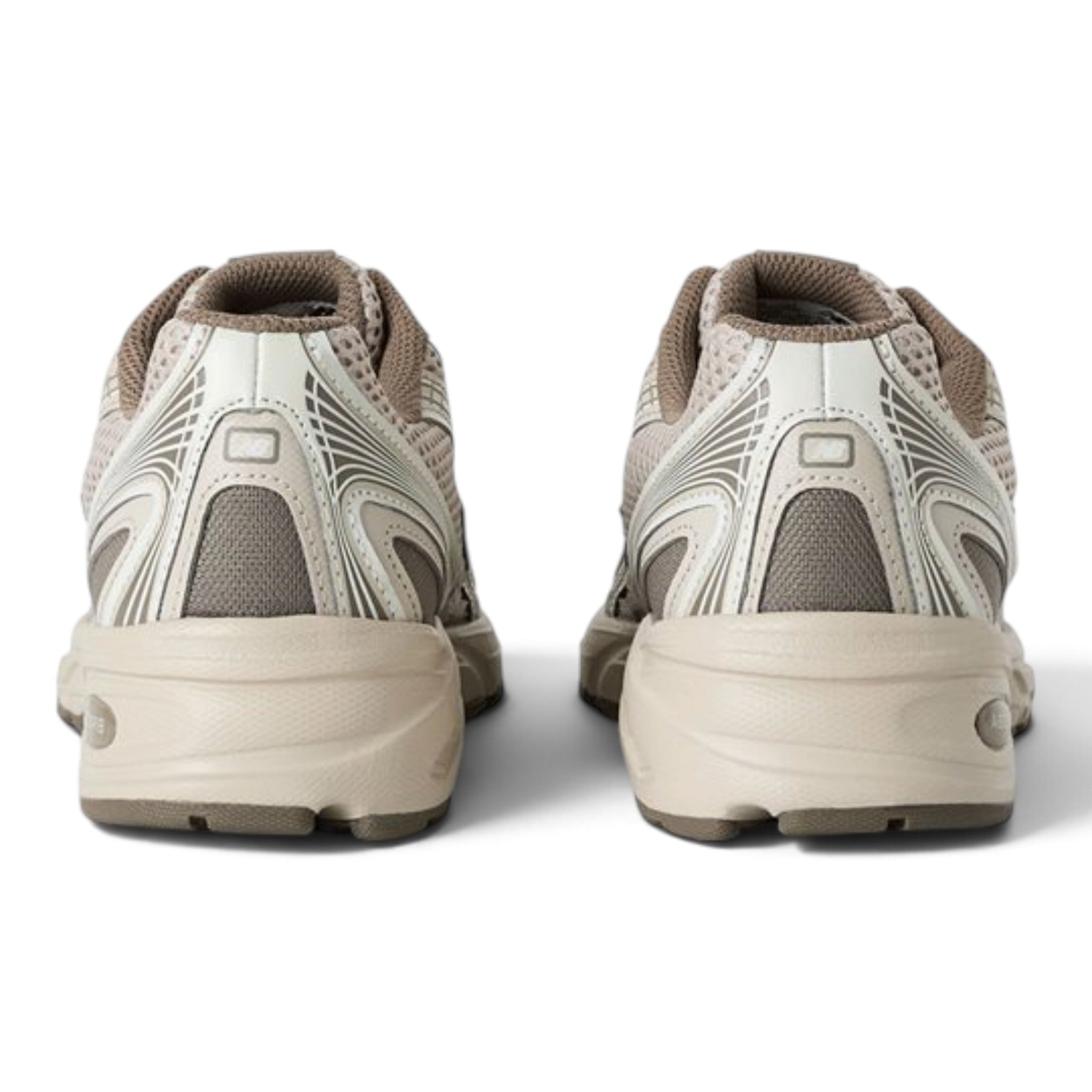 New Balance 740