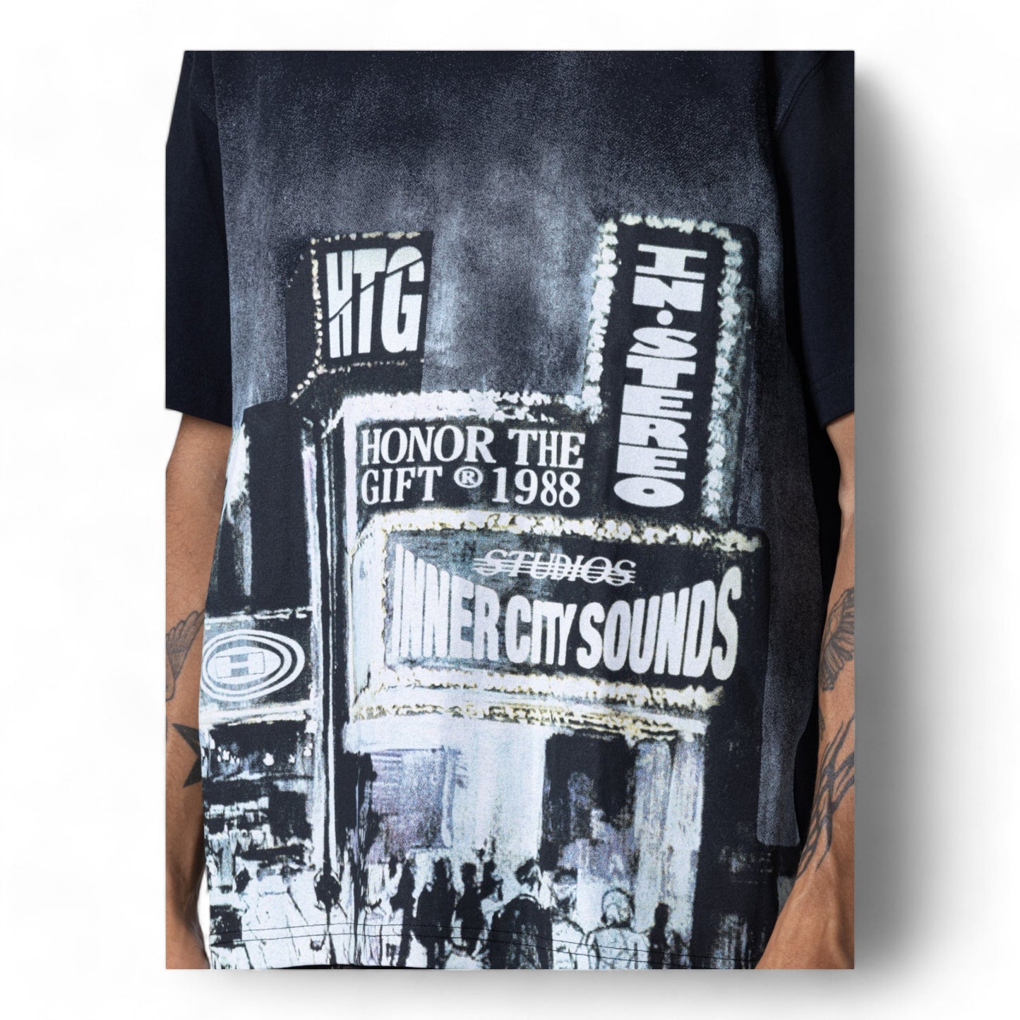 HONOR THE GIFT CITY LIGHTS TEE