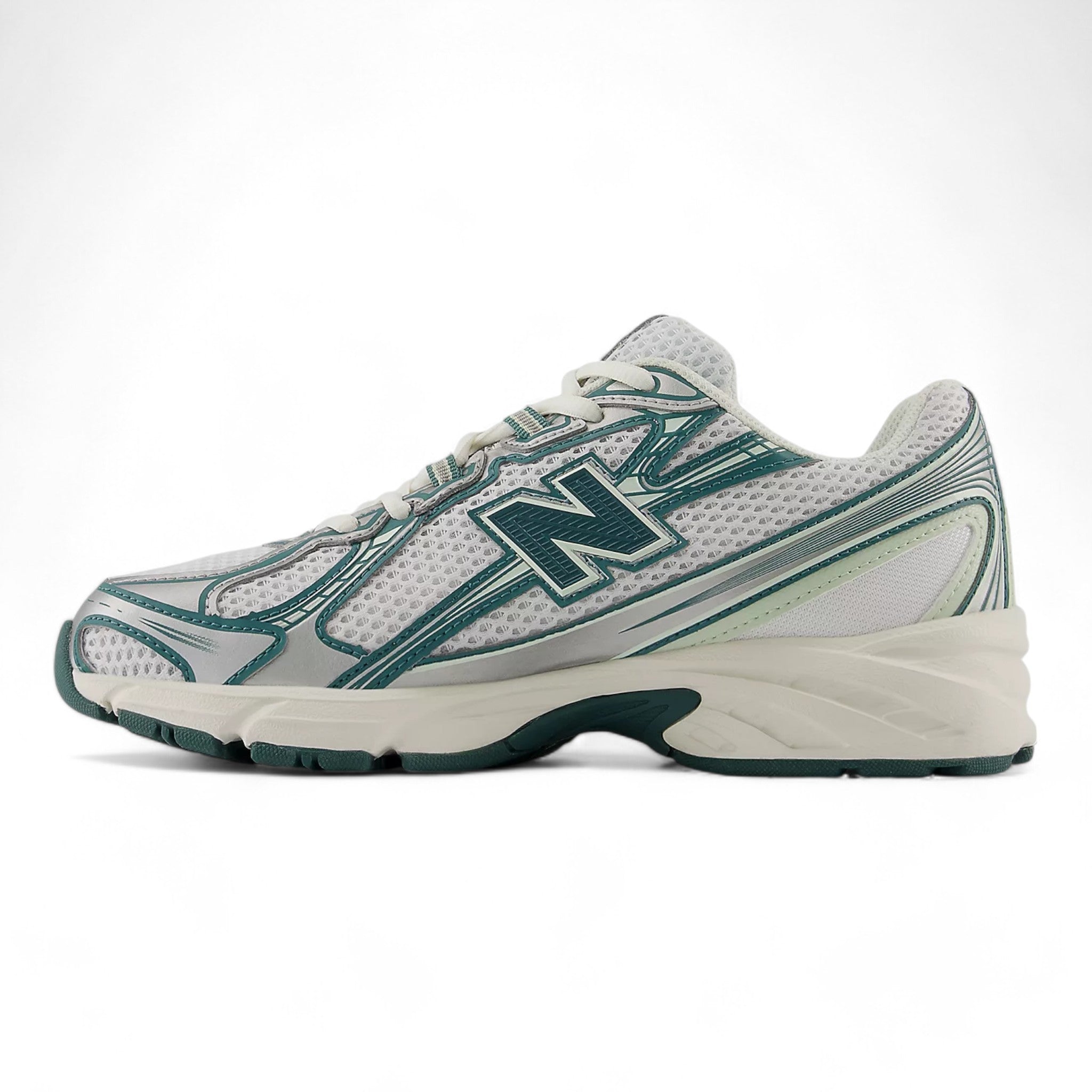 New Balance 740