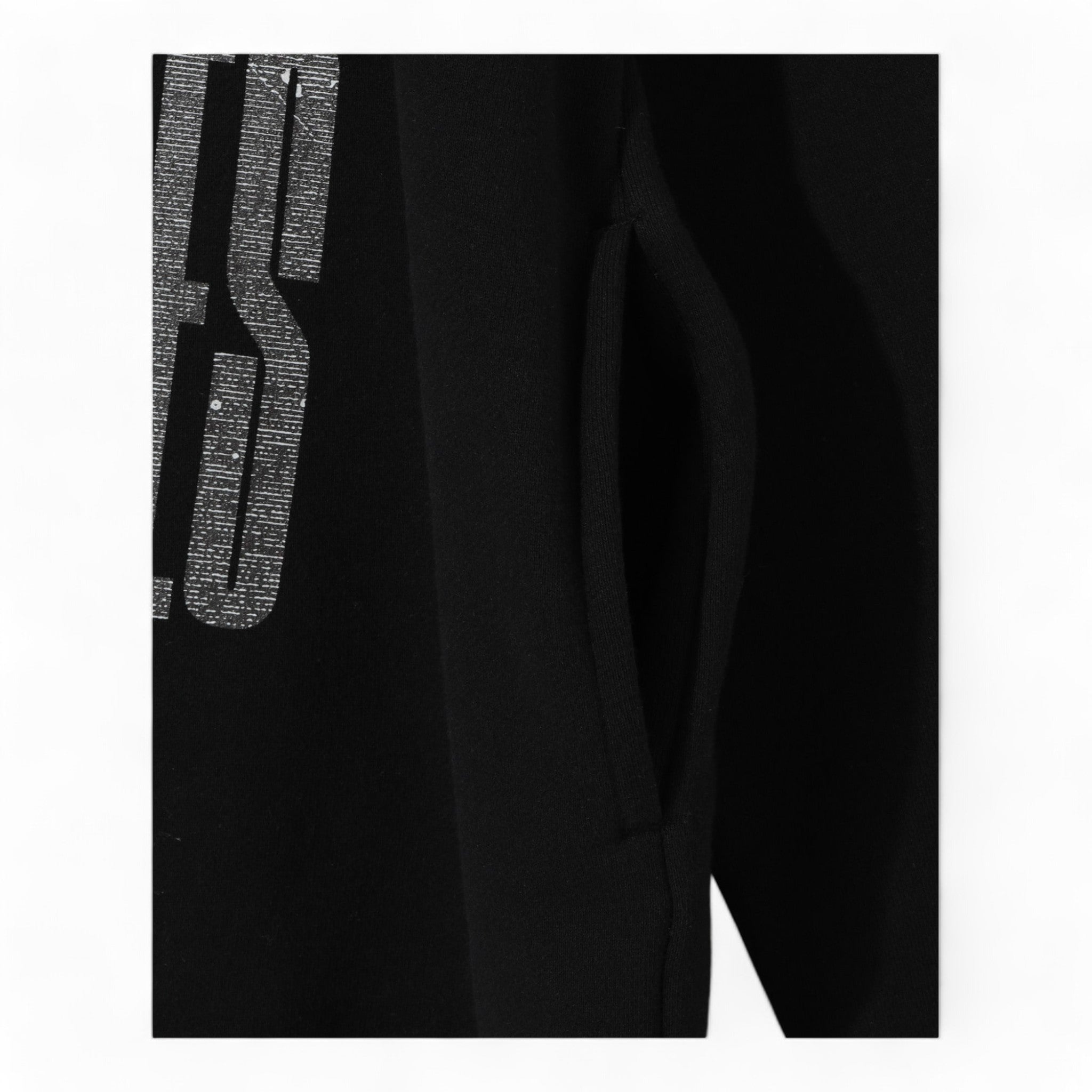Undercover Uc2d4893-2