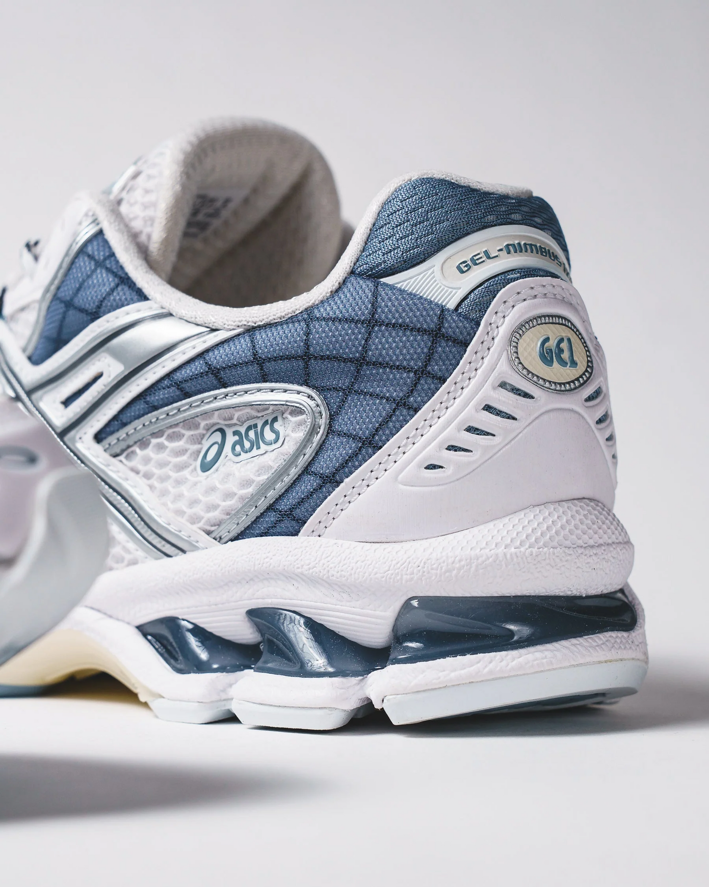 ASICS GEL-NIMBUS 10.1