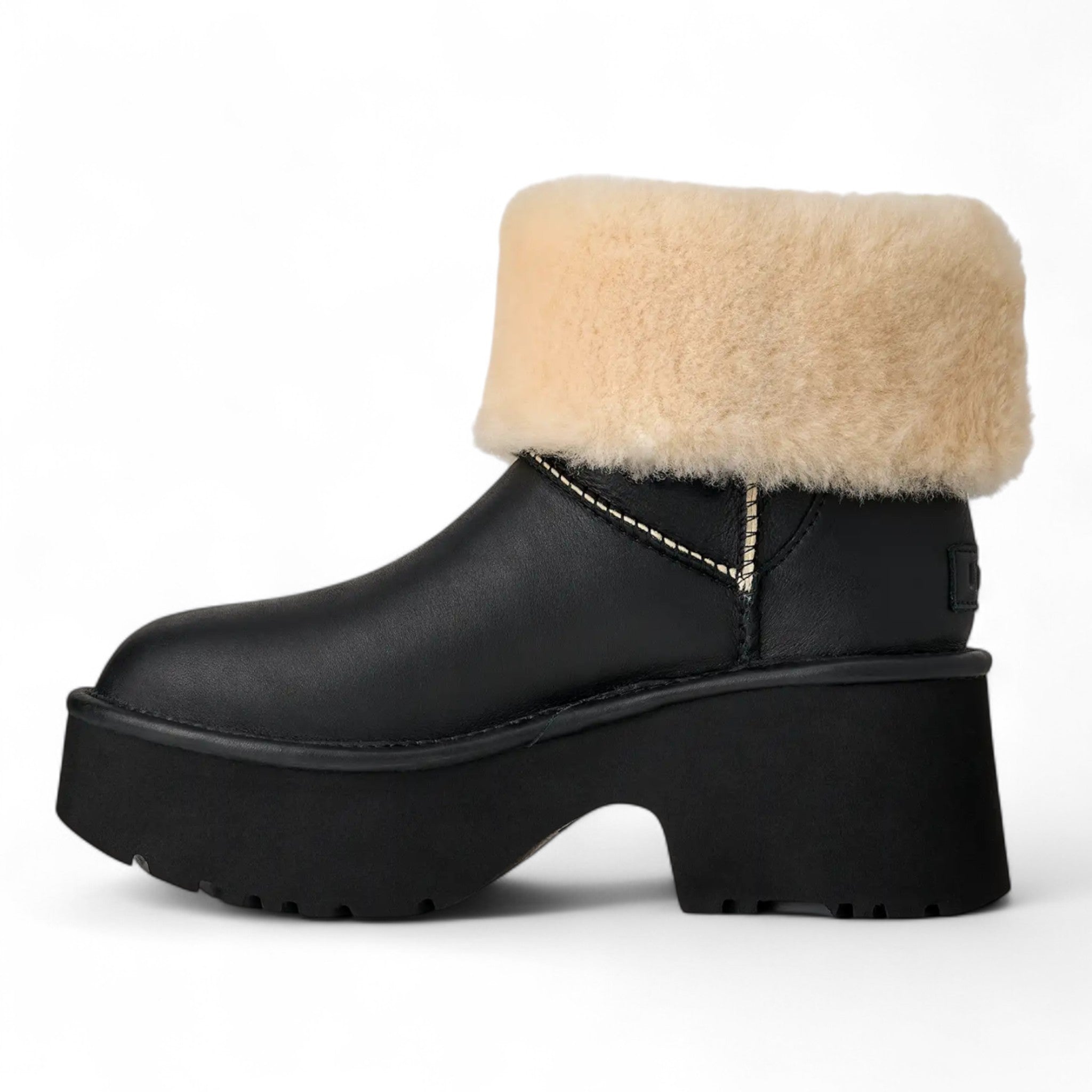 Womens Ugg Classic Esmee Leather Boot