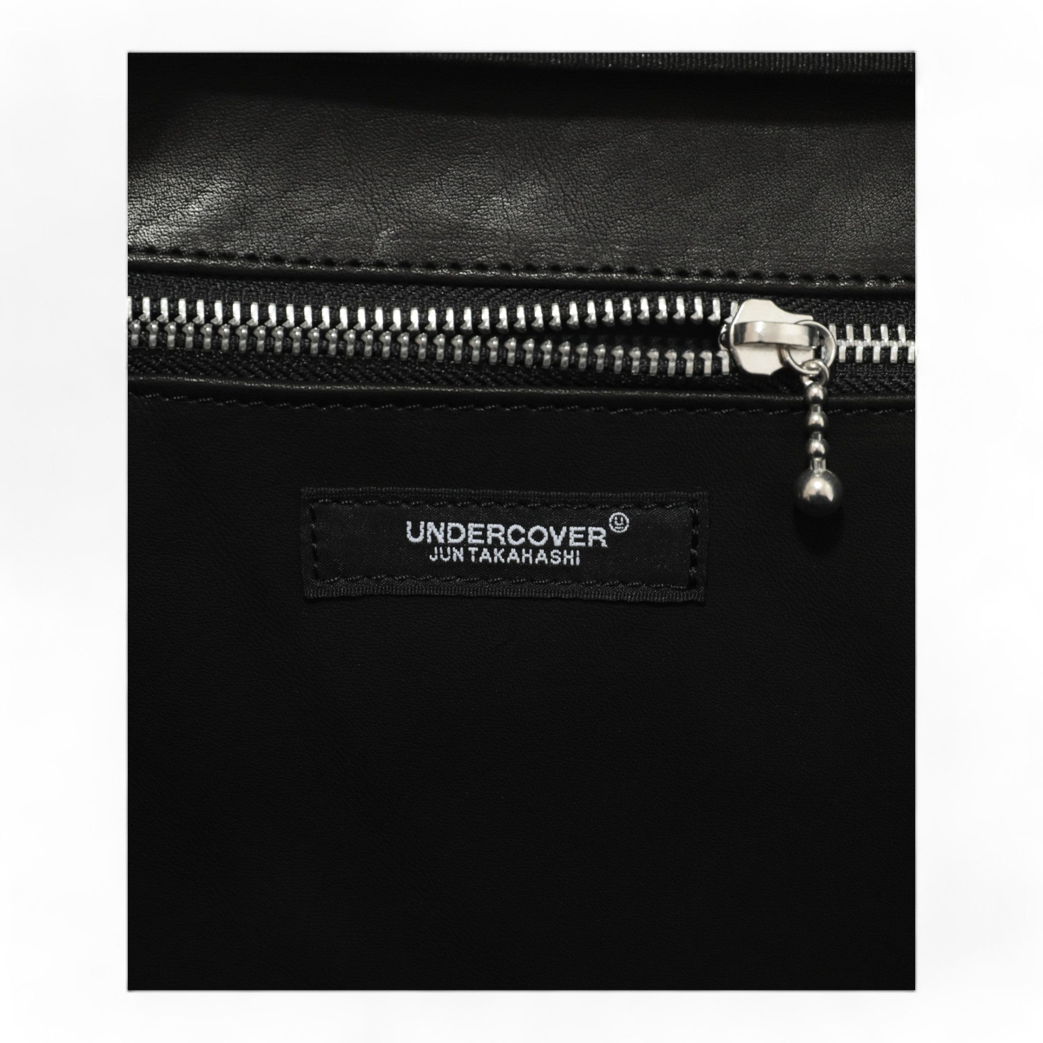 Undercover Uc0d6b04